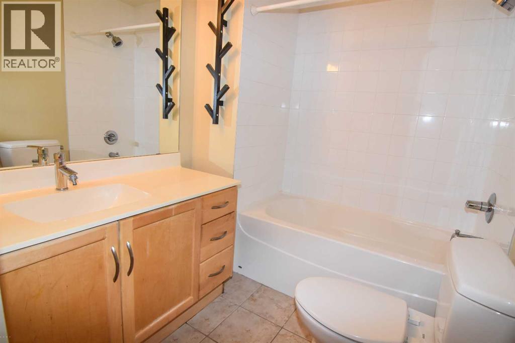 Single Family House for Sale in   Glamis Green SW Glamorgan Calgary 