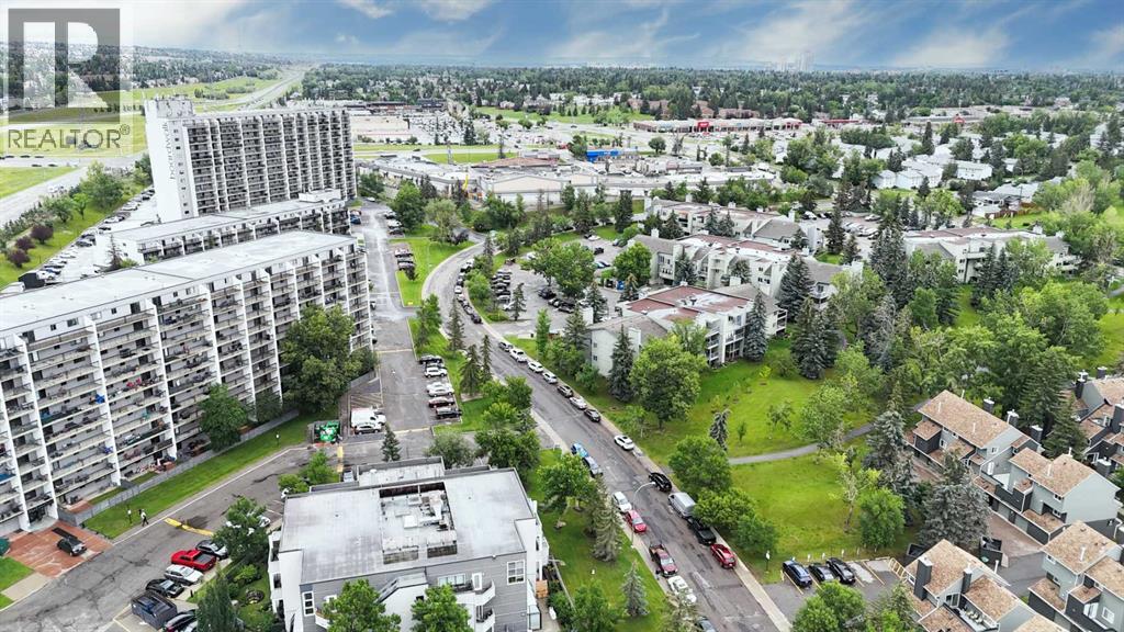 Single Family House for Sale in   Glamis Green SW Glamorgan Calgary 