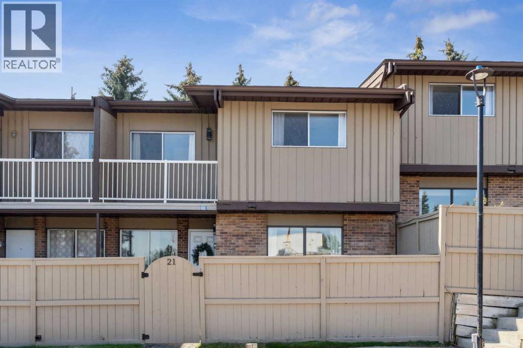 Single Family House for Sale in    Avenue NW Huntington Hills Calgary 