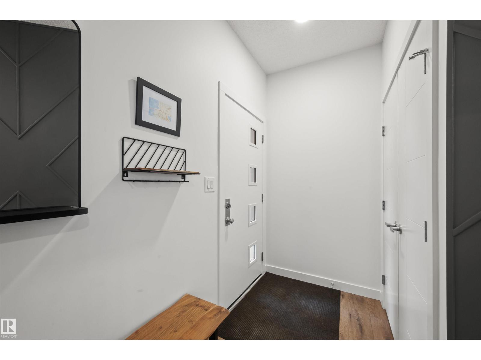 Photo 2 of 510 Bluff Ln, Leduc AB