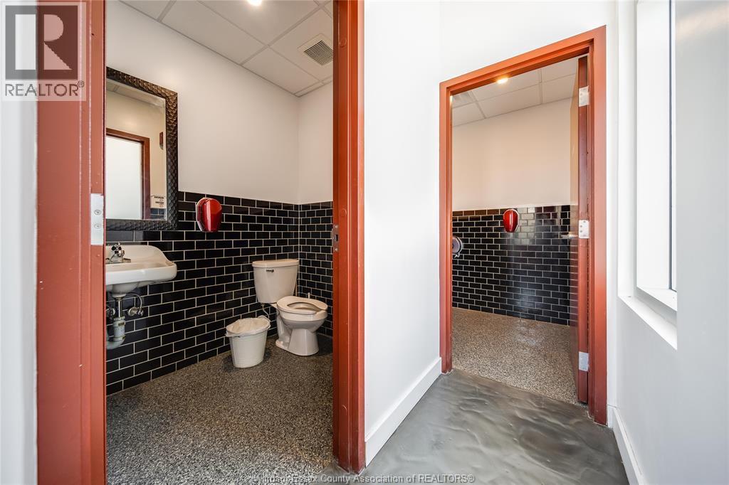Photo 37 of 24 Seacliff Drive East, Leamington ON
