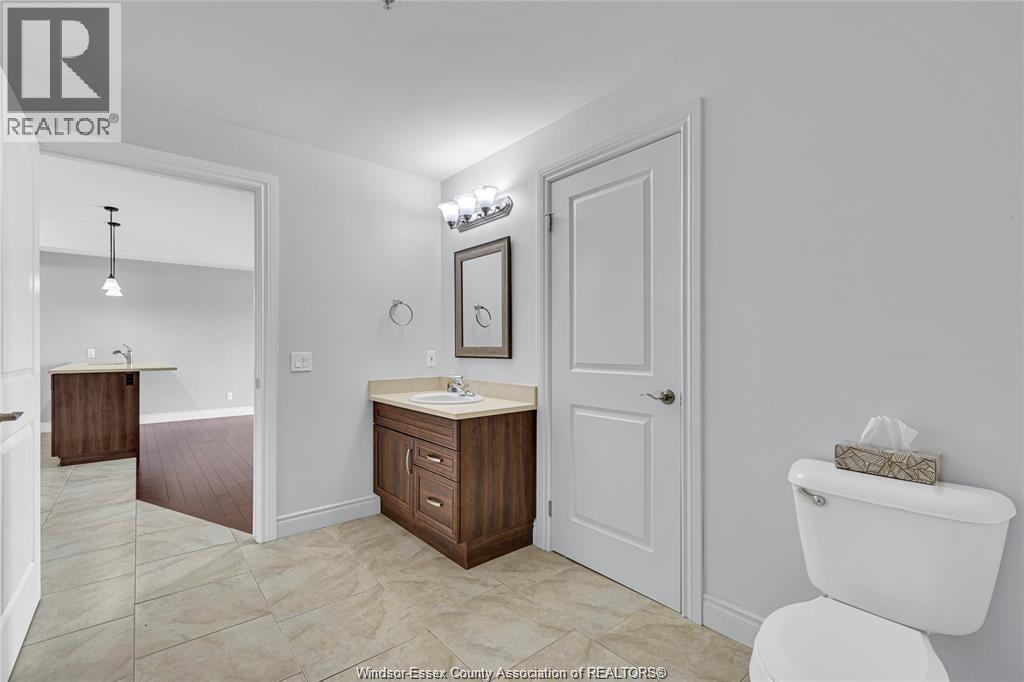 Photo 11 of 8475 Wyandotte Unit 207, Windsor ON