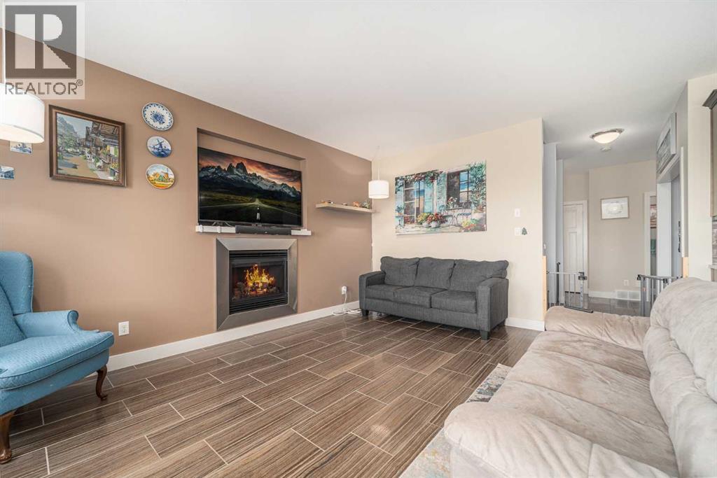 Photo 14 of 1553 Coalbanks Boulevard W, Lethbridge AB