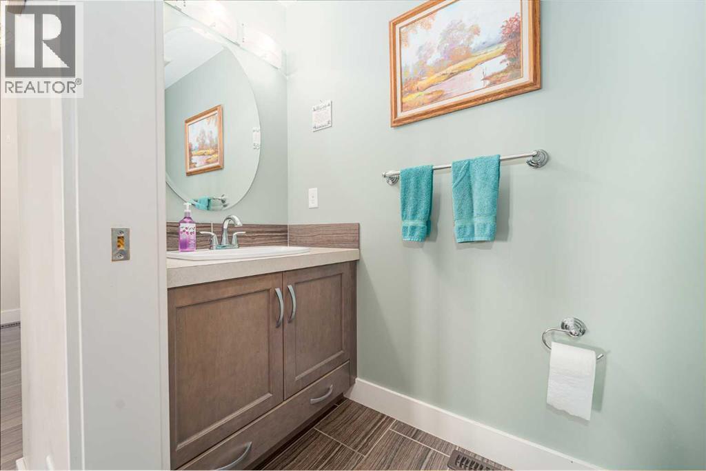 Photo 24 of 1553 Coalbanks Boulevard W, Lethbridge AB