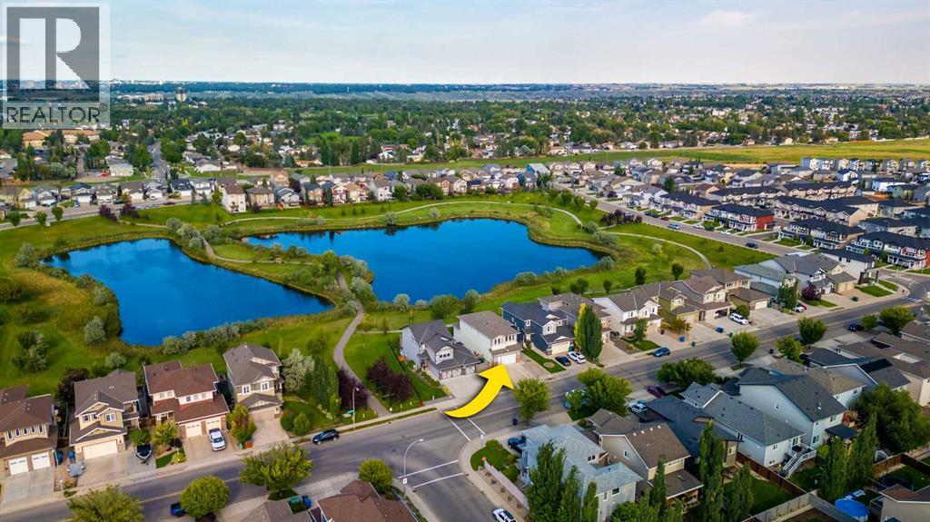 Photo 3 of 1553 Coalbanks Boulevard W, Lethbridge AB