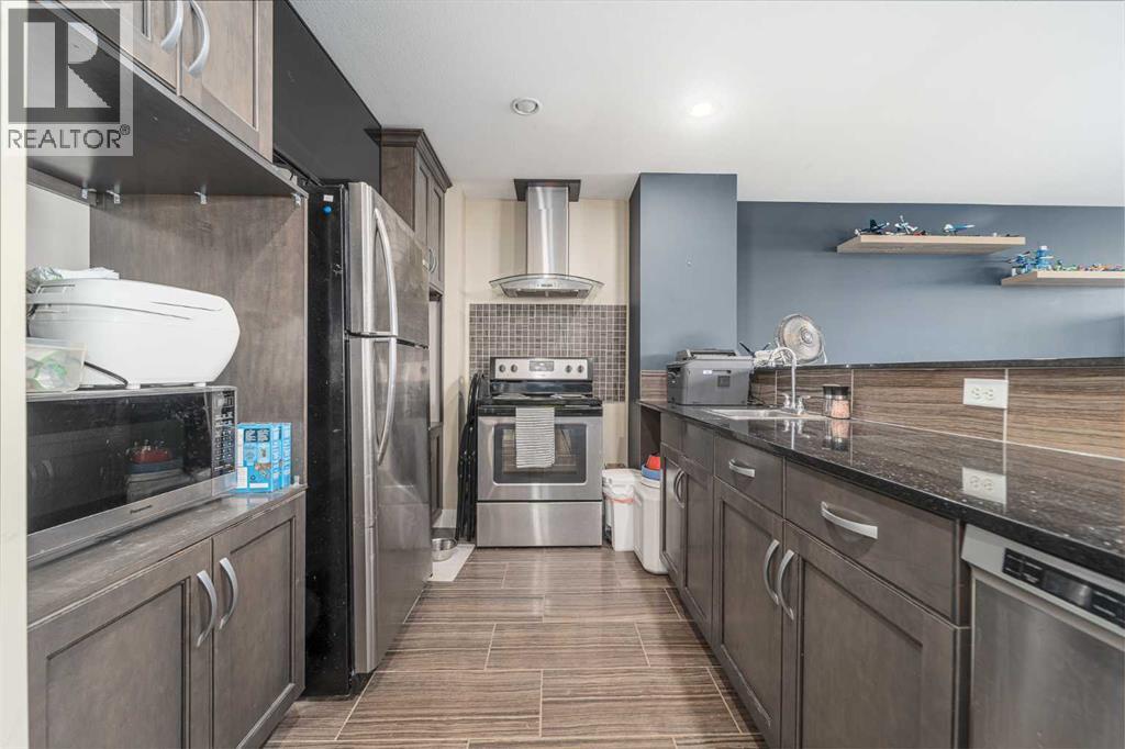 Photo 44 of 1553 Coalbanks Boulevard W, Lethbridge AB