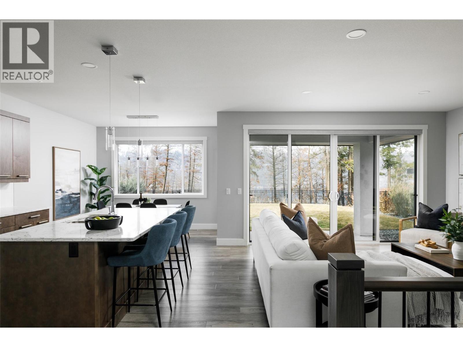  9592 Benchland Drive, Lake Country