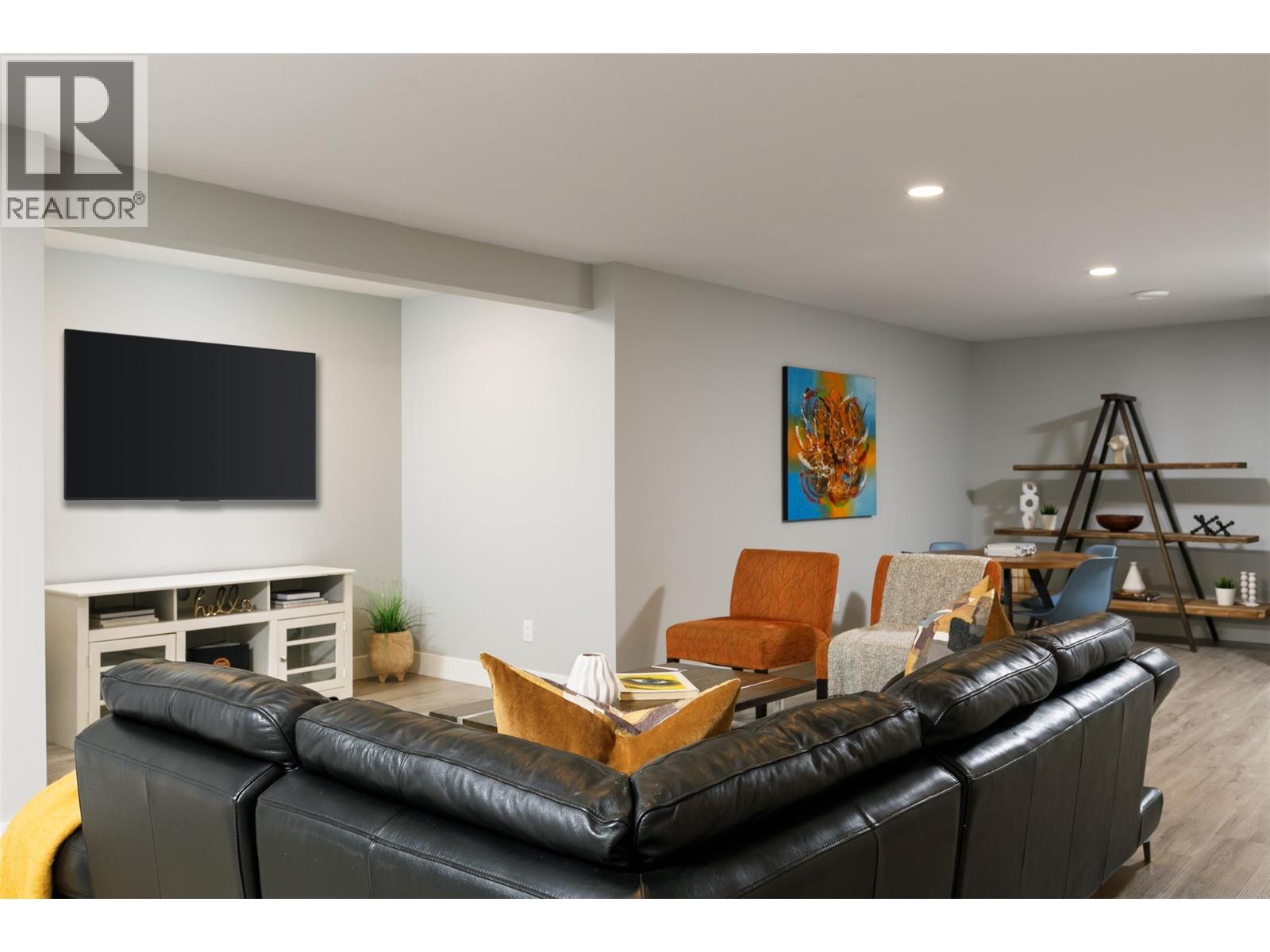  9592 Benchland Drive, Lake Country