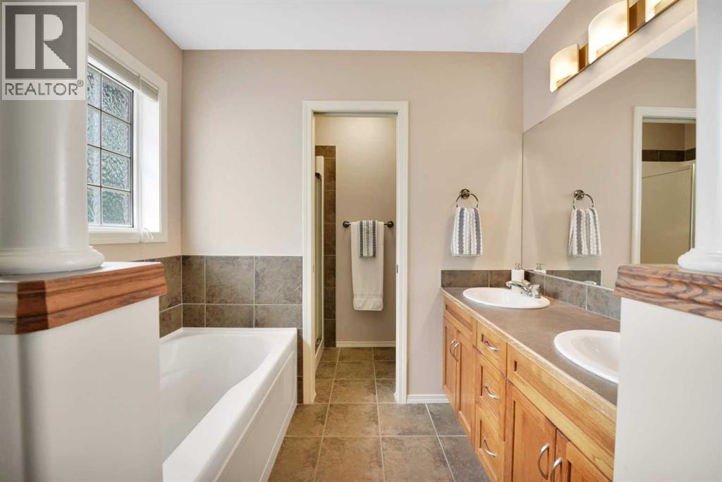 Photo 14 of 222 200 Ramage Close, Red Deer AB