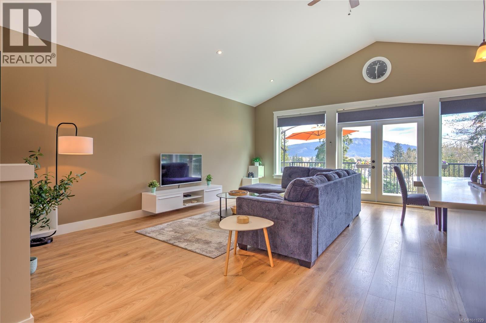 Photo 13 of 2984 Phillips Rd, Duncan BC