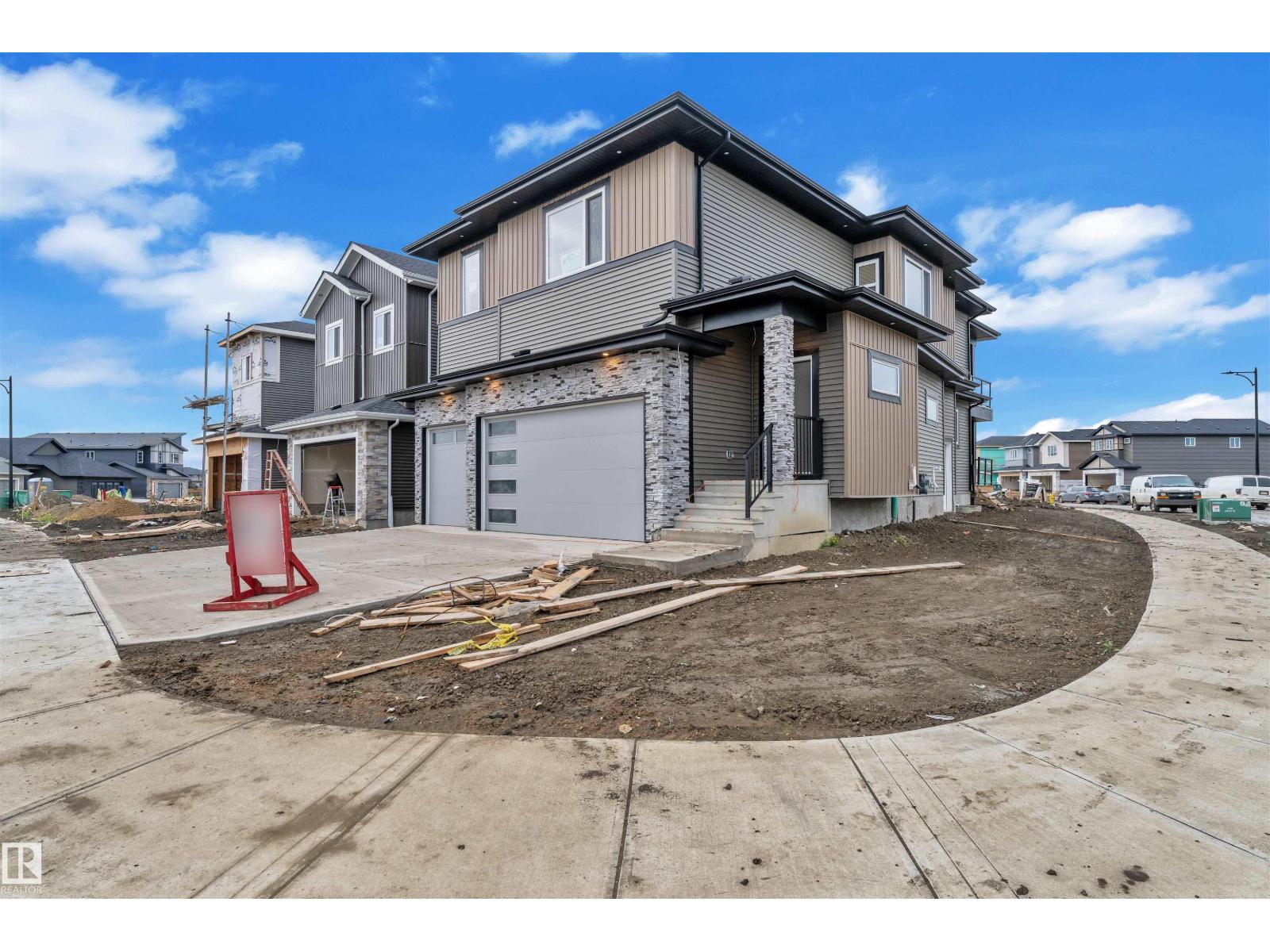 Photo 2 of 27 Eldridge Pt, St Albert AB