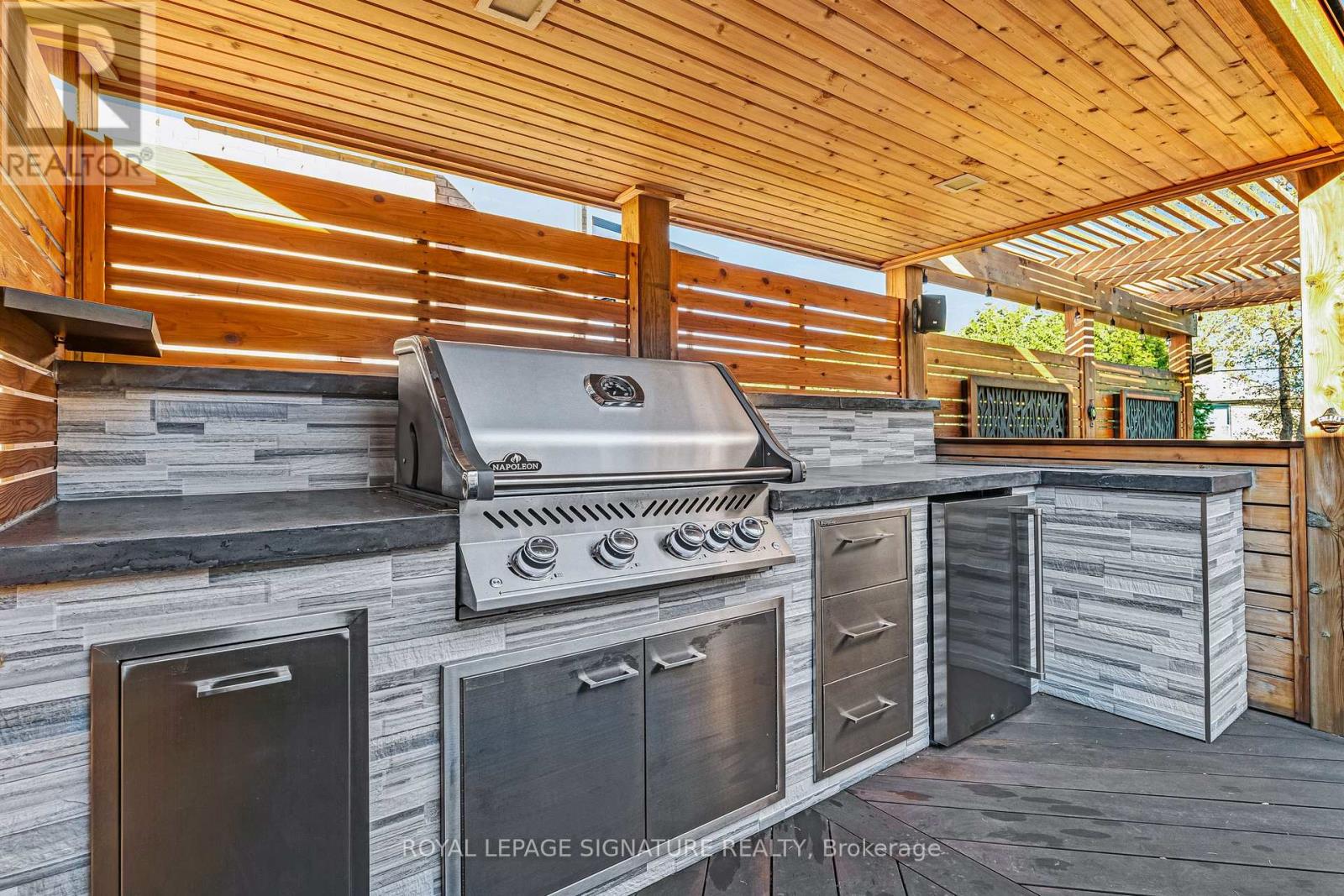 Photo 35 of 21 Page Avenue, Toronto ON