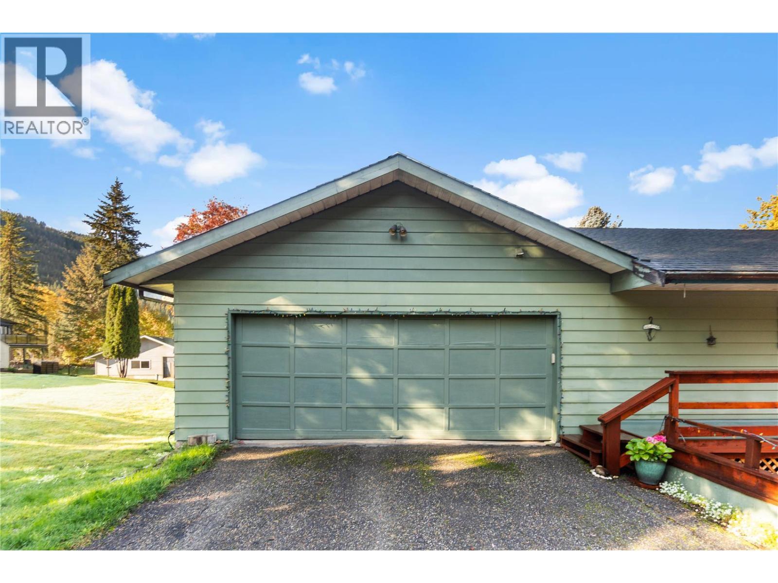 Photo 36 of 4047 Torry Road, Eagle Bay BC