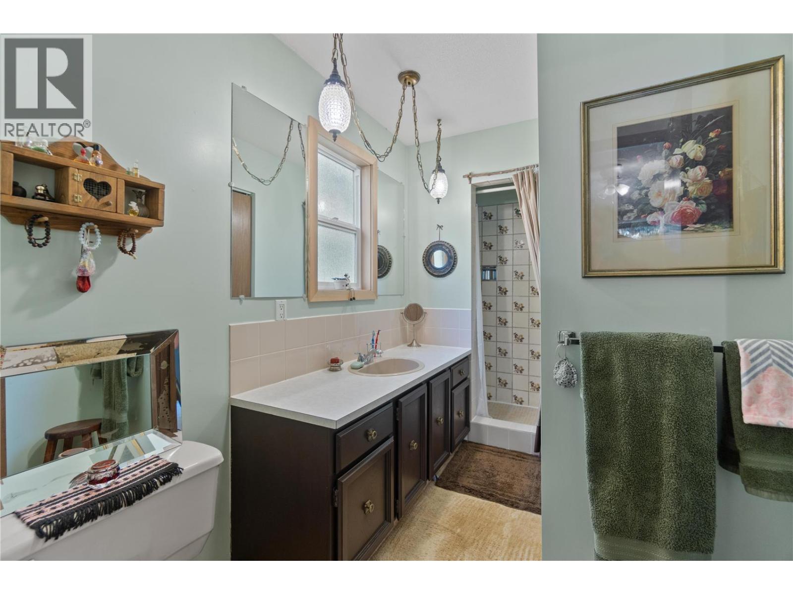 Photo 24 of 4047 Torry Road, Eagle Bay BC