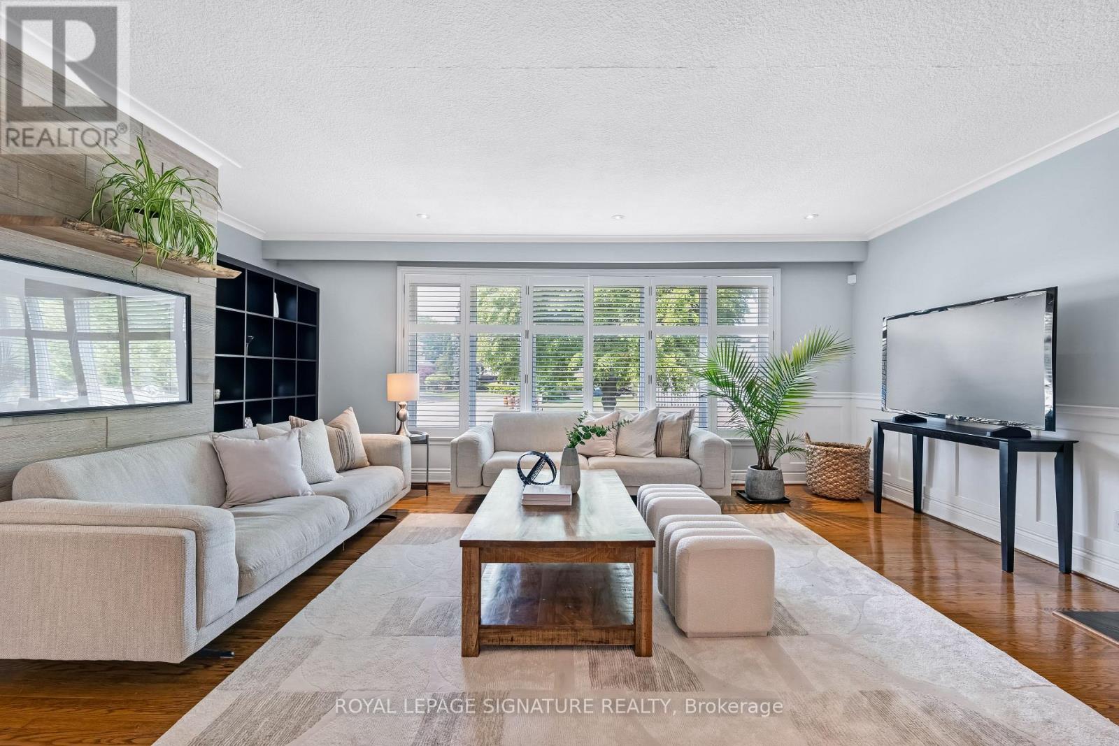Photo 9 of 21 Page Avenue, Toronto ON