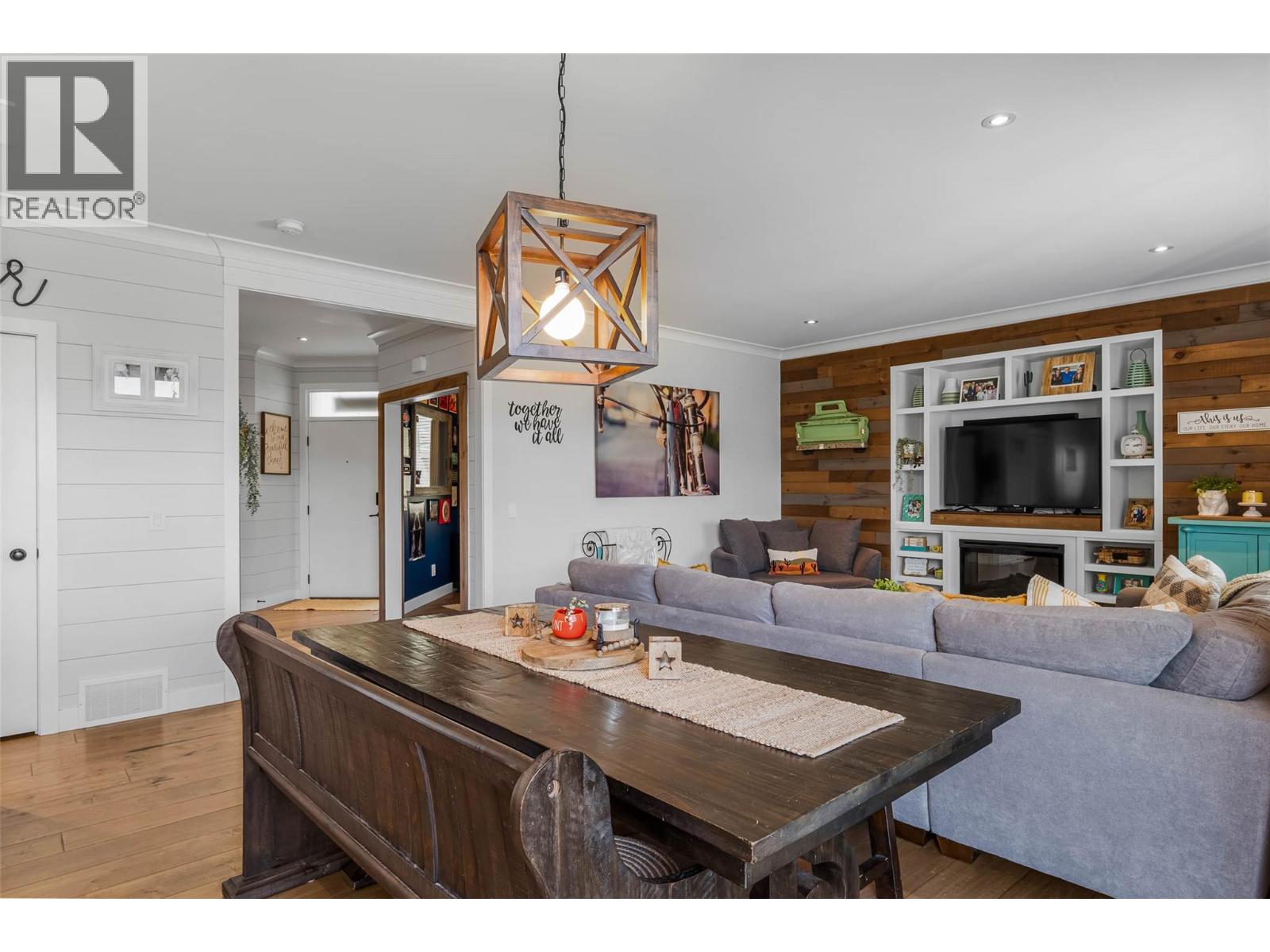Photo 15 of 1559 Emerald Drive, Kamloops BC