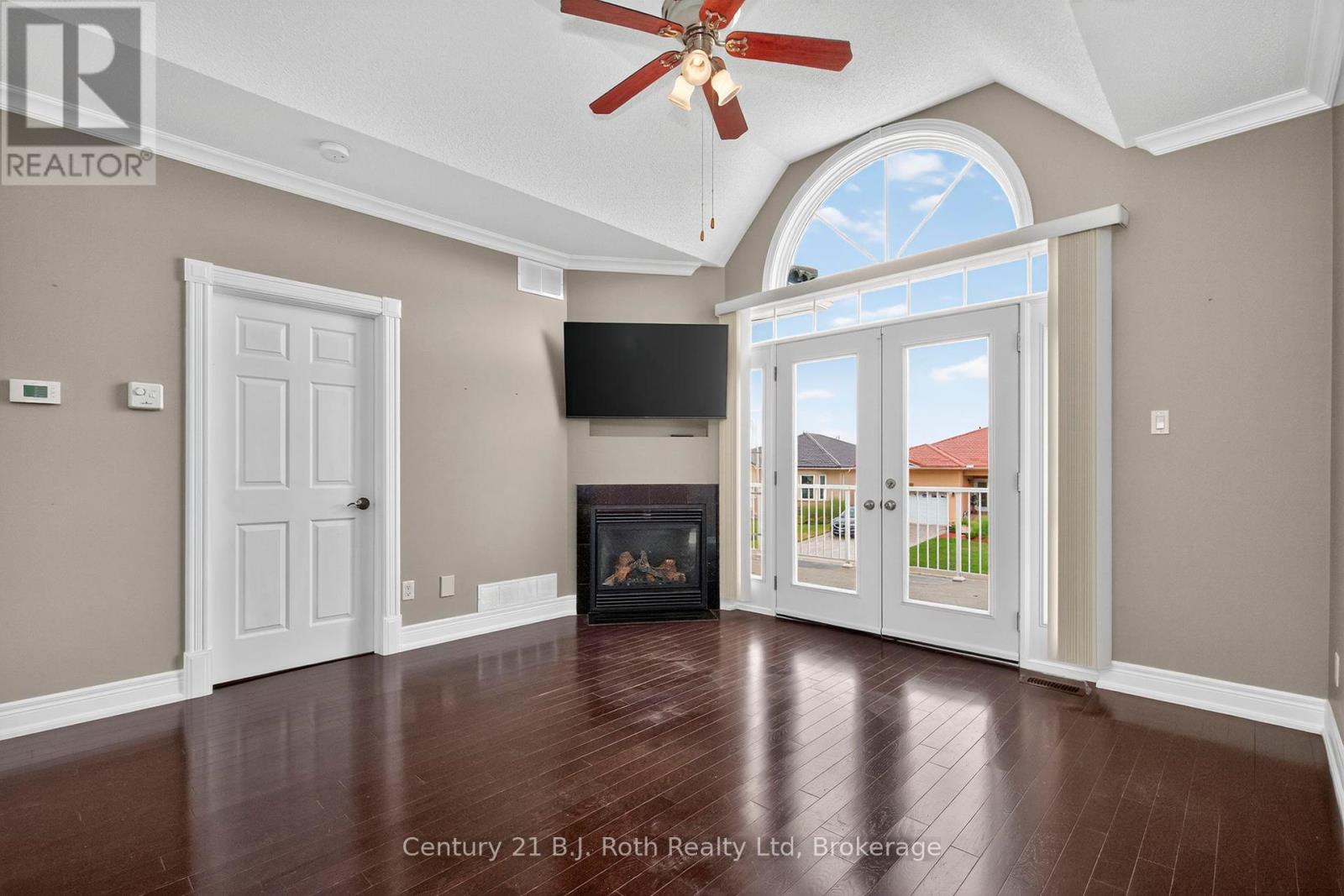 Photo 12 of 626 Taylor Drive, Midland ON