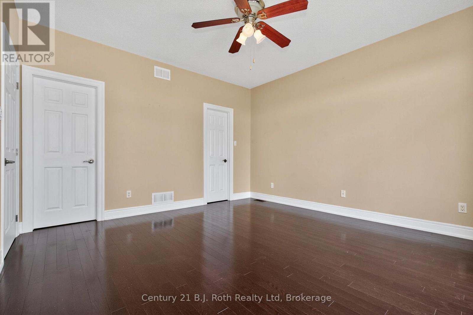 Photo 24 of 626 Taylor Drive, Midland ON