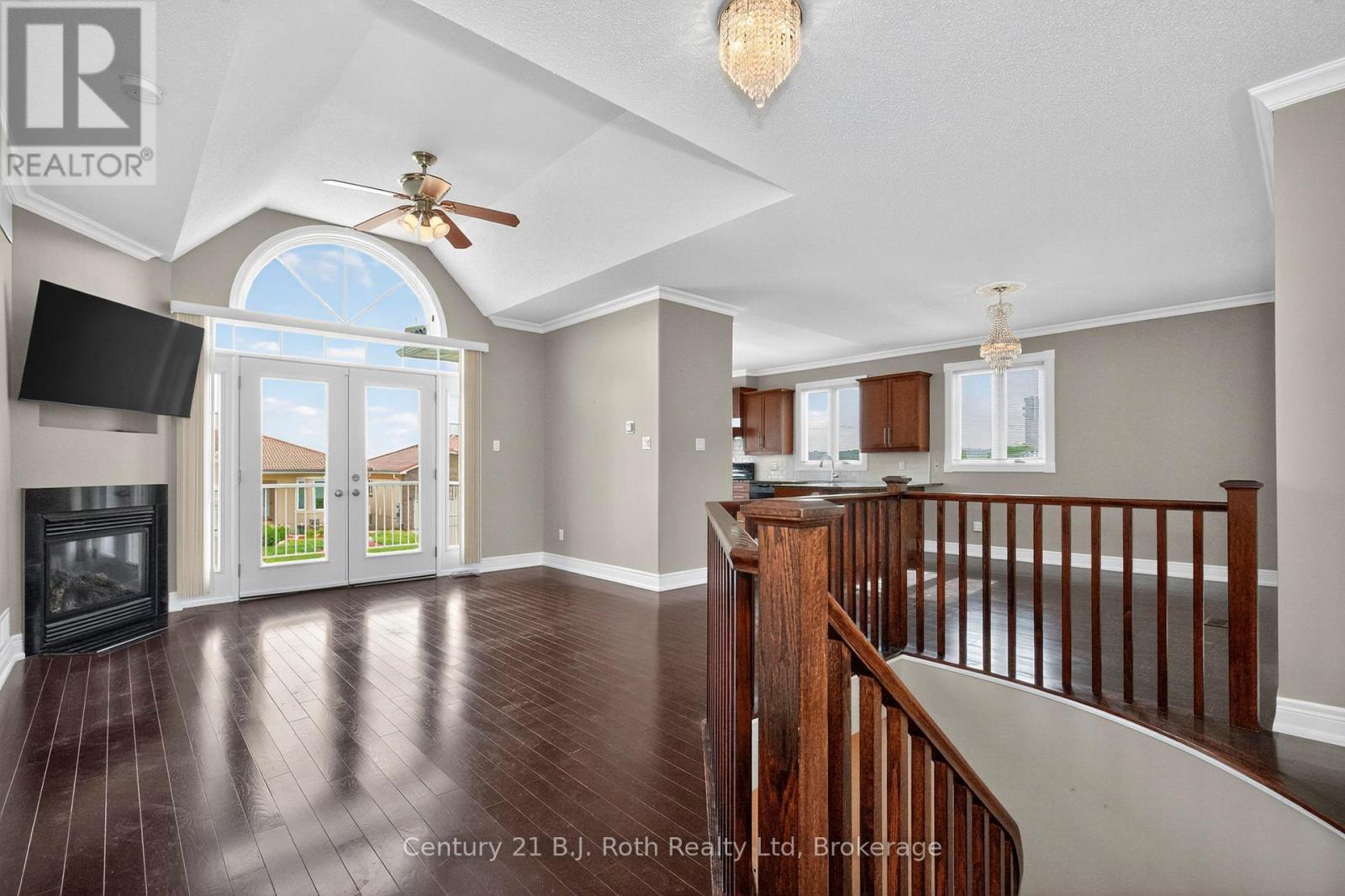 Photo 16 of 626 Taylor Drive, Midland ON