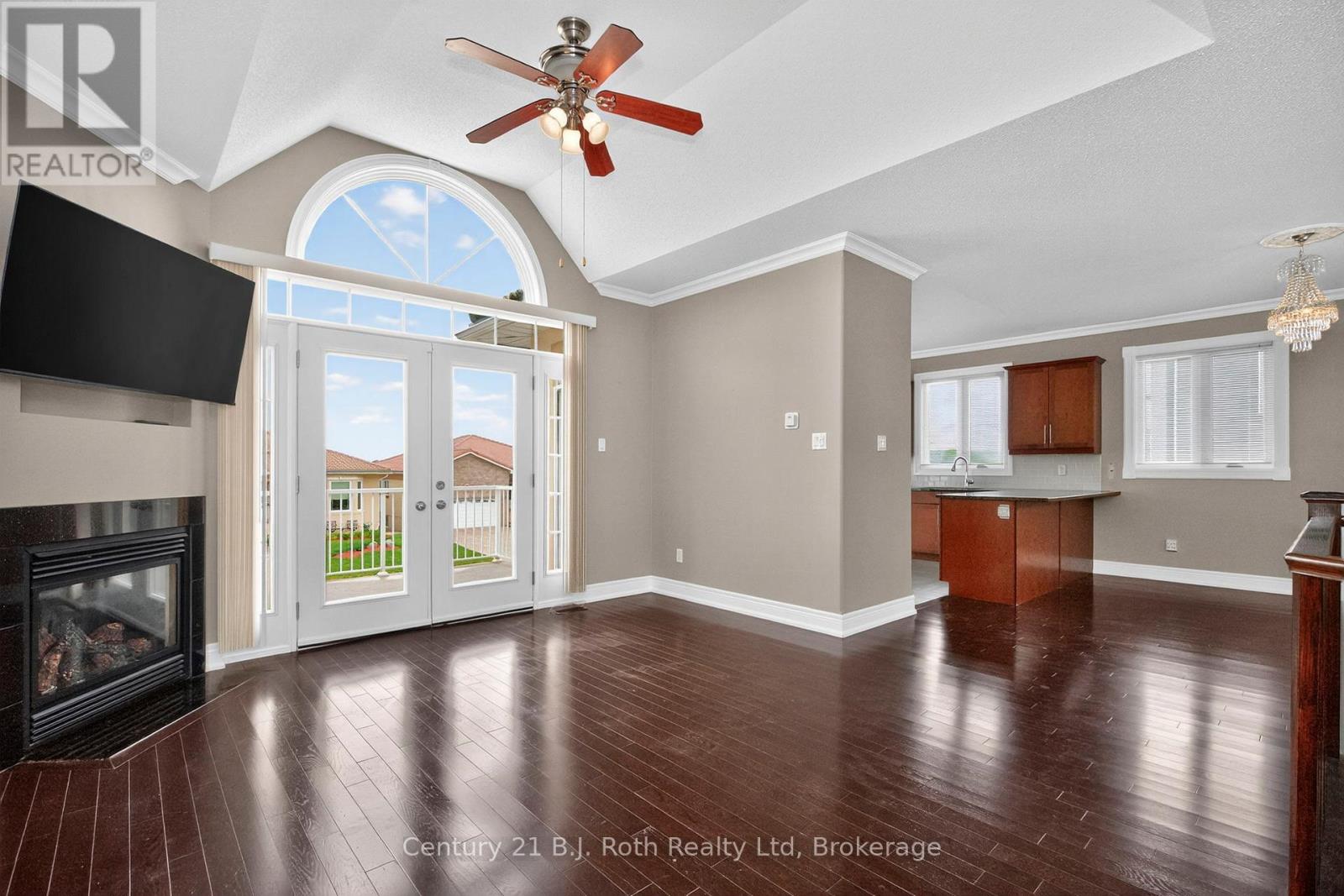 Photo 15 of 626 Taylor Drive, Midland ON