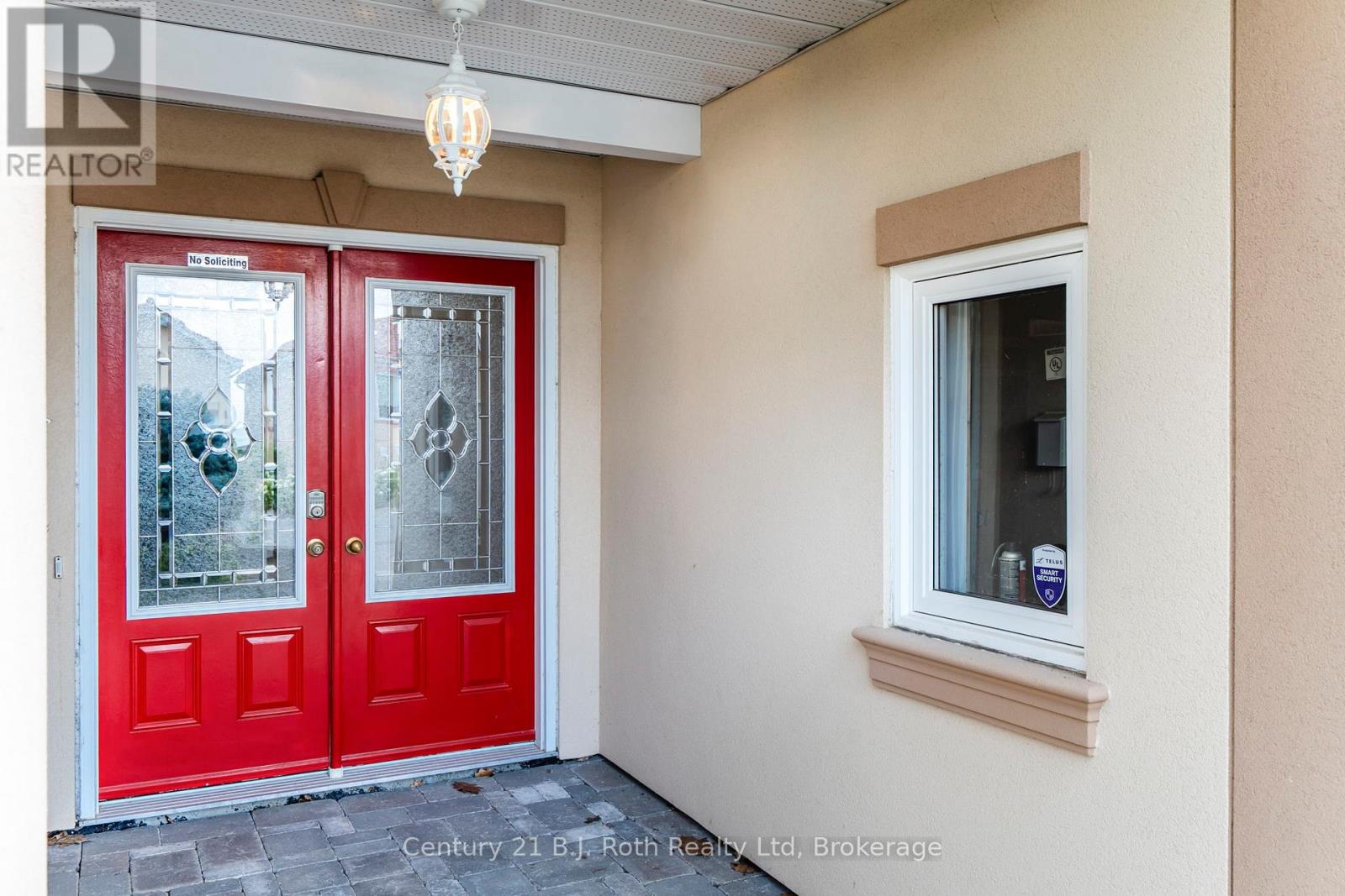 Photo 3 of 626 Taylor Drive, Midland ON