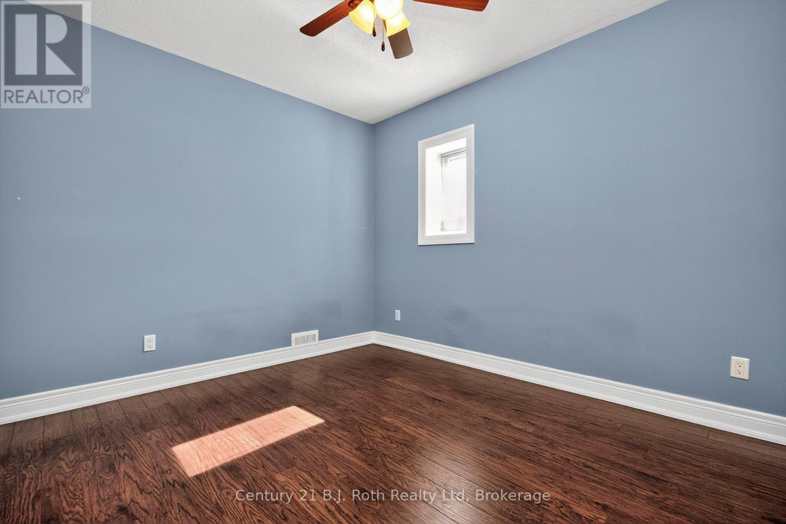 Photo 33 of 626 Taylor Drive, Midland ON