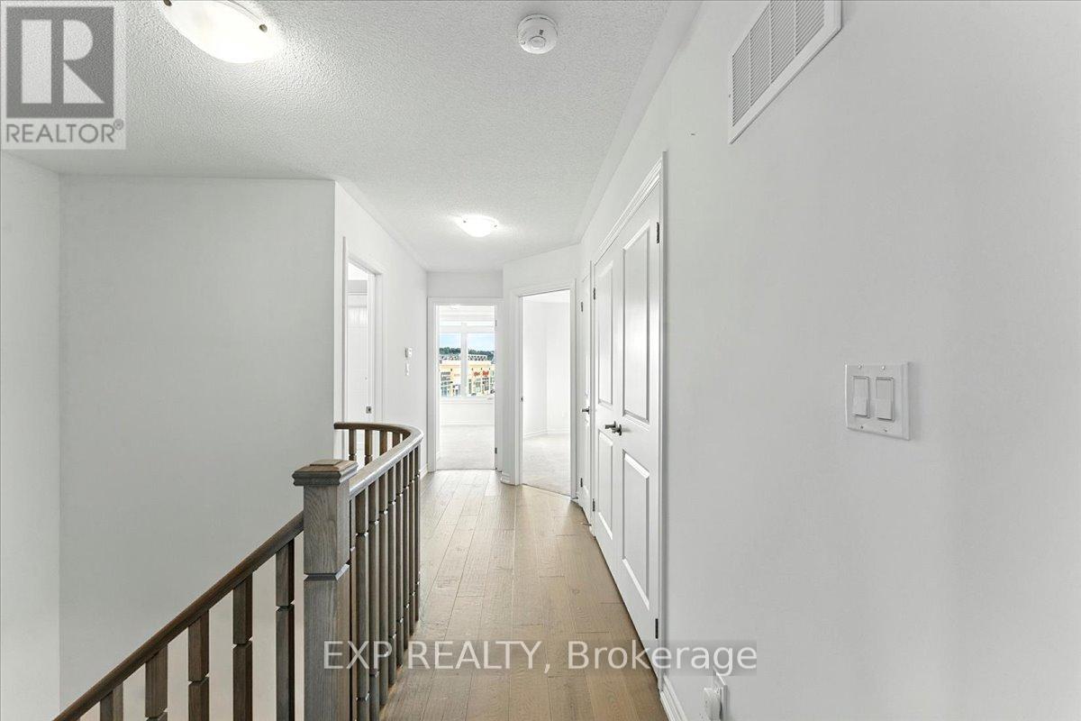Photo 7 of 59 Gemma Place, Brampton ON
