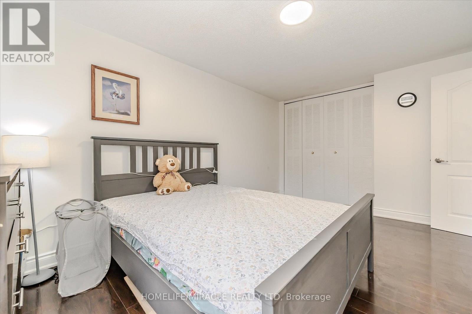 Photo 20 of 4 235 Ferguson Avenue, Cambridge ON