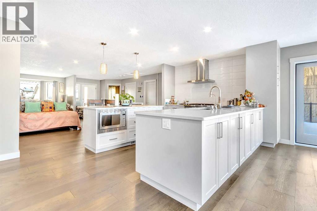 Photo 8 of 760 West Chestermere, Chestermere AB