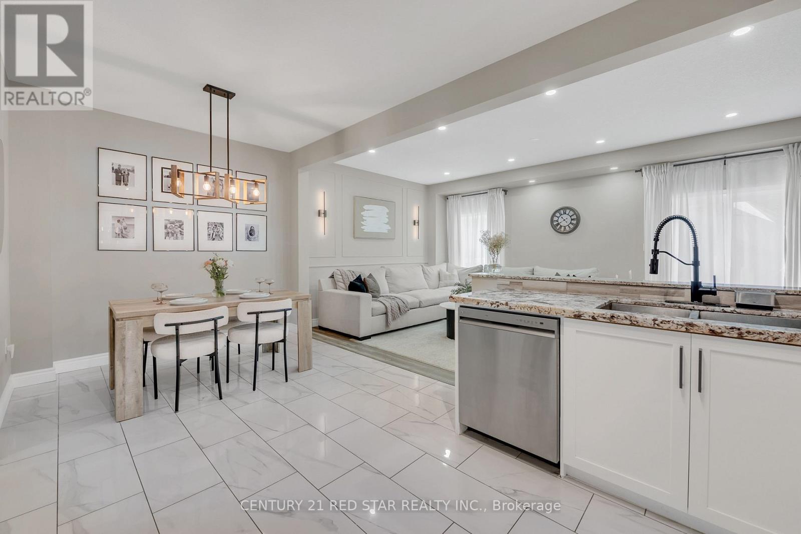 Photo 4 of 19 345 Glancaster Road, Hamilton ON
