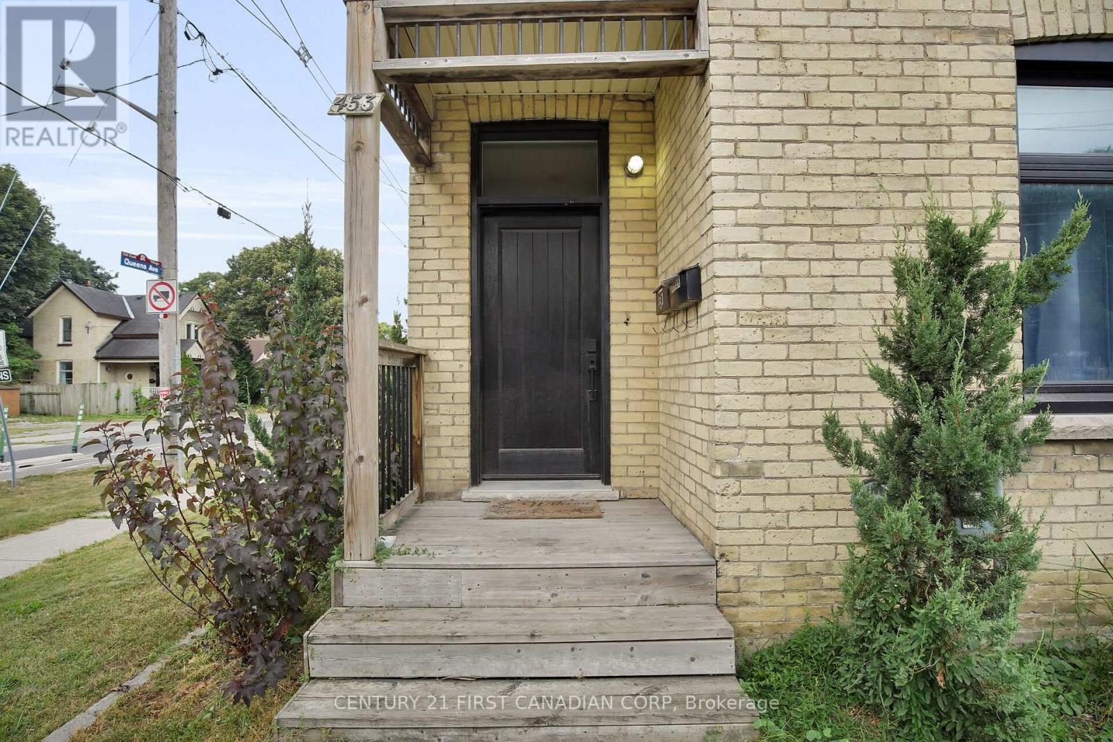 Photo 4 of 453 Quebec Street, London East ON