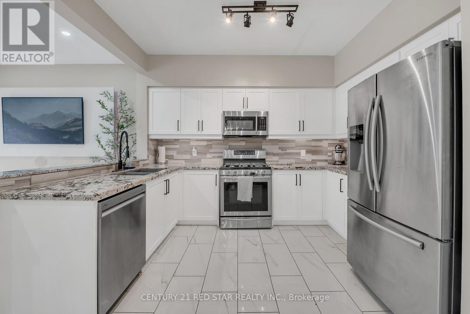 Photo 11 of 19 345 Glancaster Road, Hamilton ON