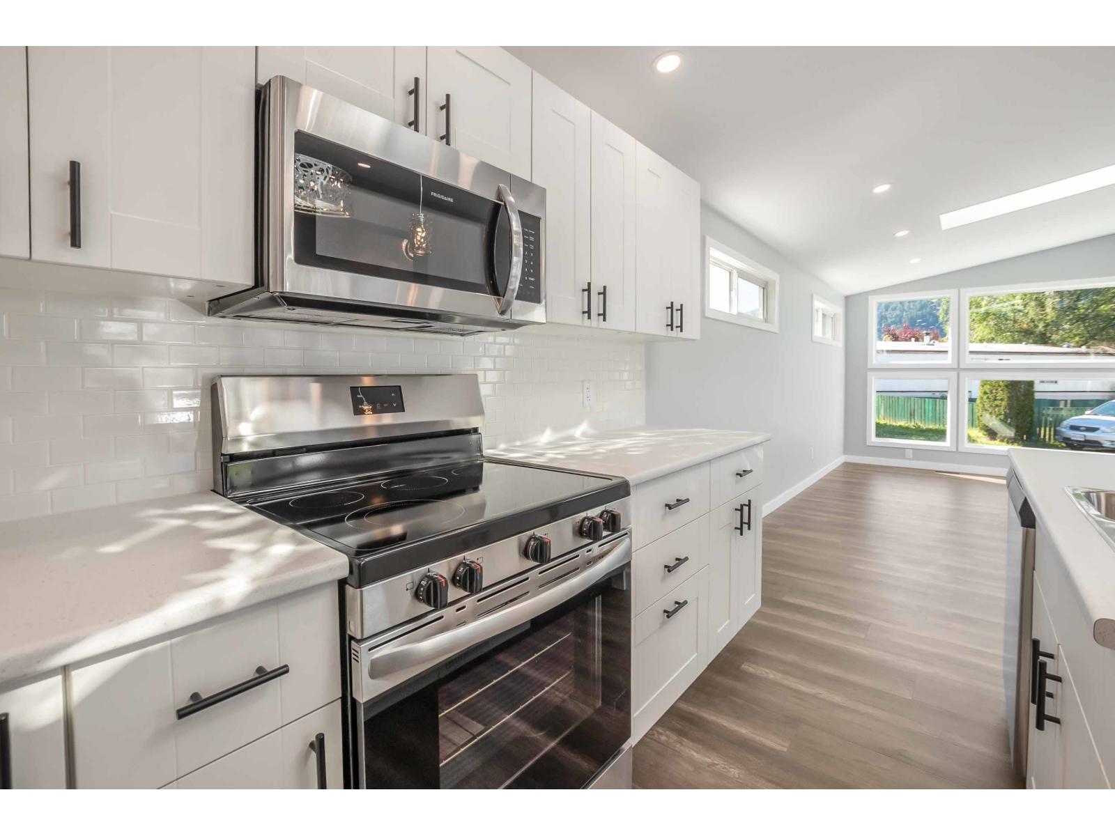 Photo 18 of 102 45640 Watson Road Garrison Crossing, Chilliwack BC