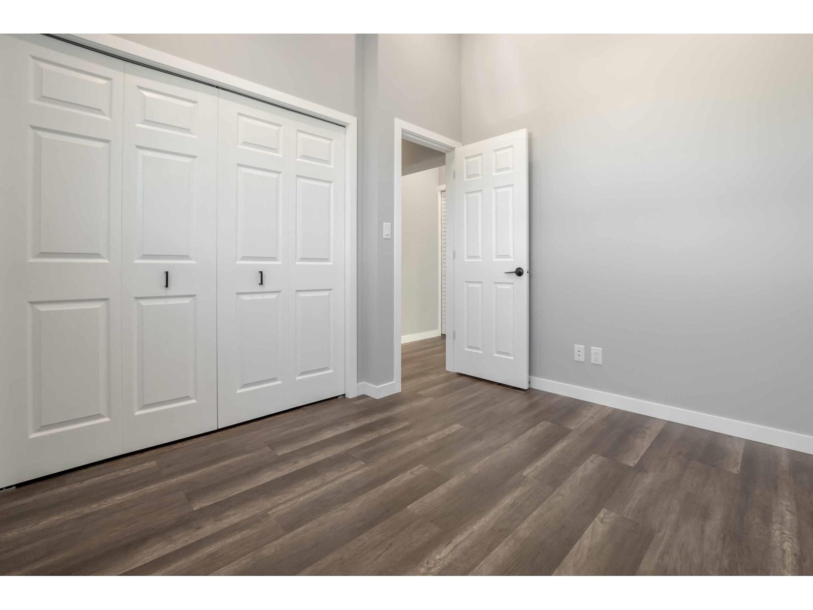 Photo 14 of 102 45640 Watson Road Garrison Crossing, Chilliwack BC