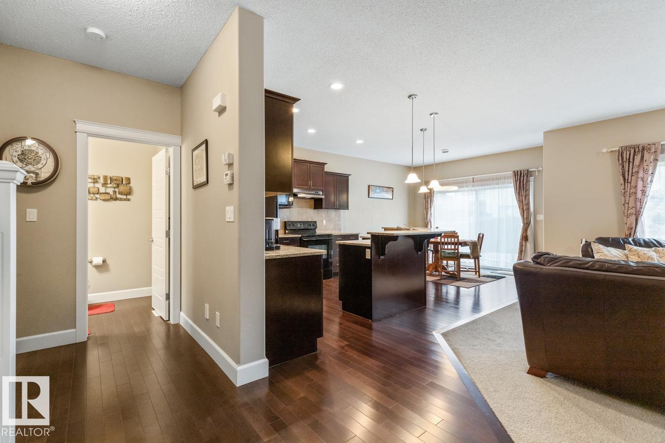 Photo 17 of 1244 Hays Dr Nw, Edmonton AB