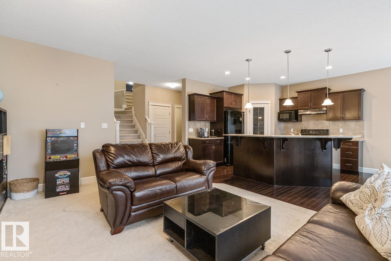 Photo 15 of 1244 Hays Dr Nw, Edmonton AB