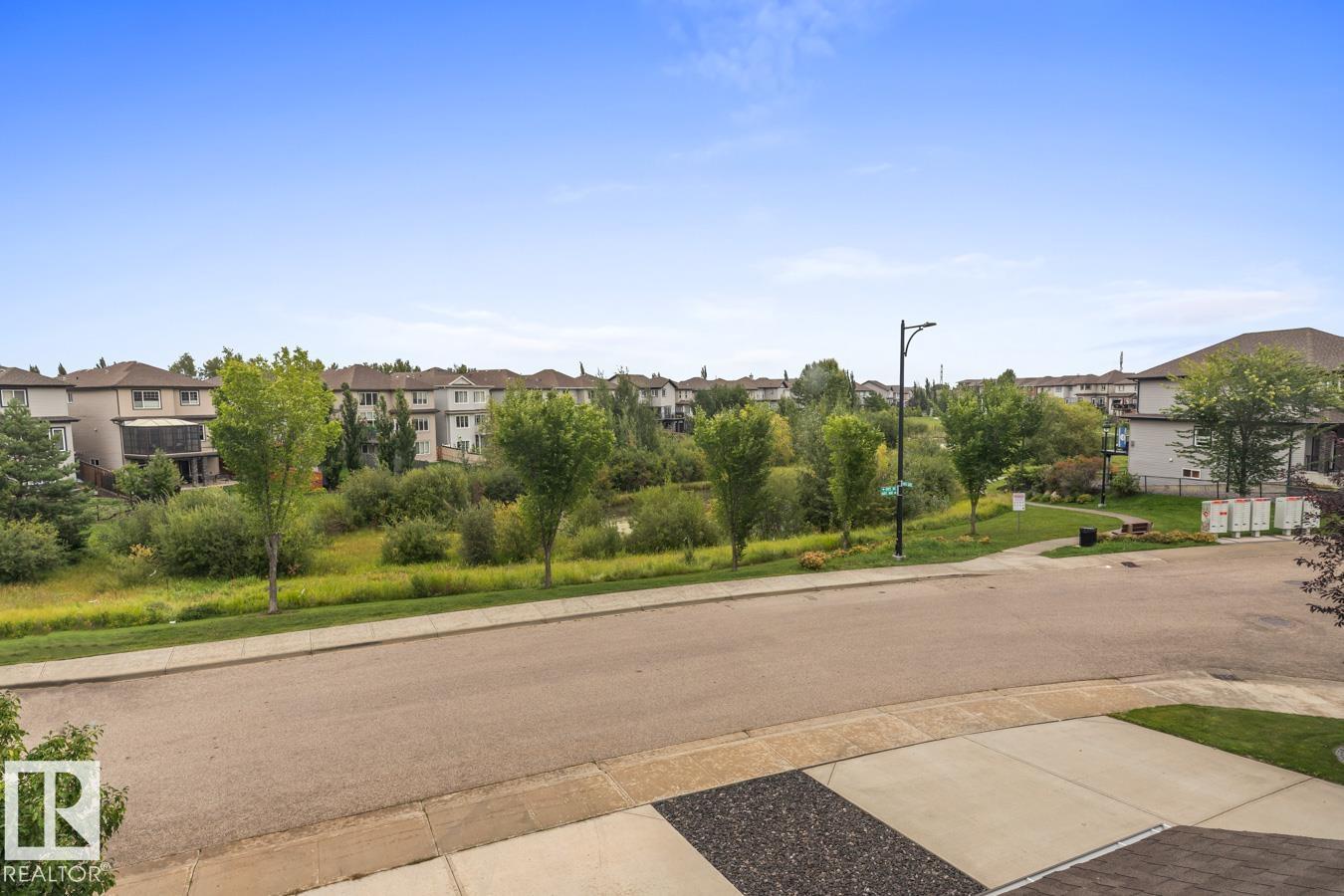 Photo 22 of 1244 Hays Dr Nw, Edmonton AB