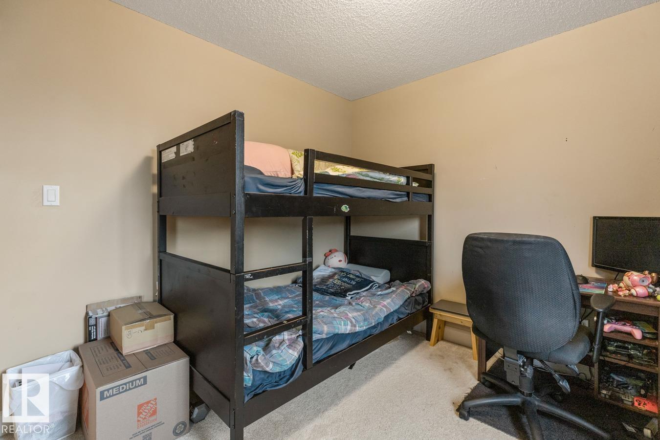 Photo 30 of 1244 Hays Dr Nw, Edmonton AB