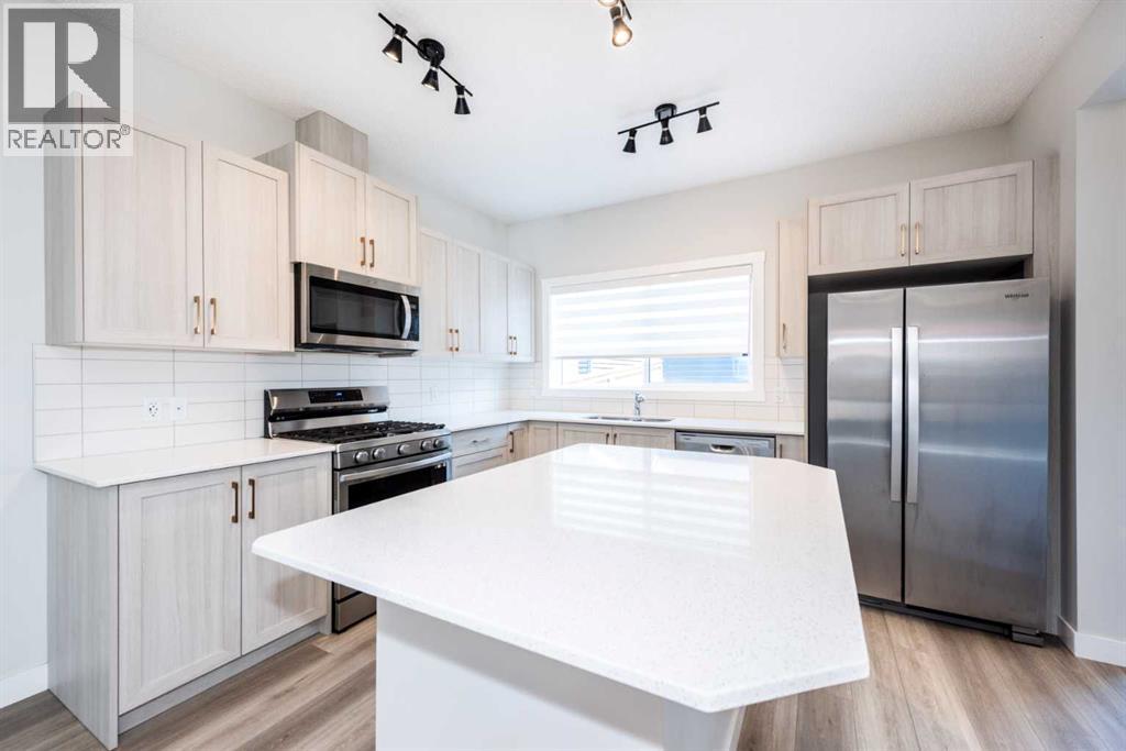 Photo 4 of 568 Legacy Circle Se, Calgary AB