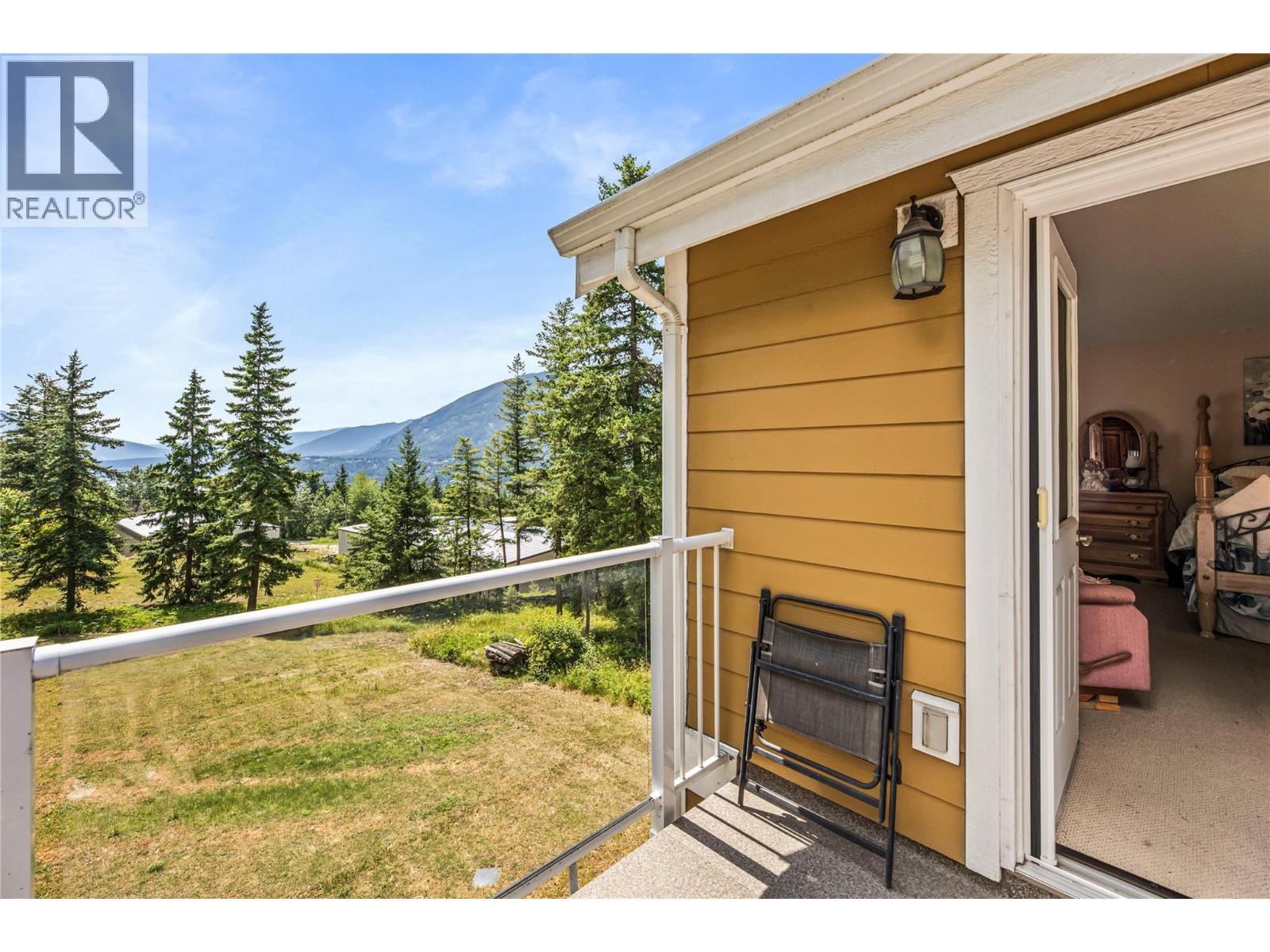 Photo 7 of 3447 Roberge Road, Tappen BC