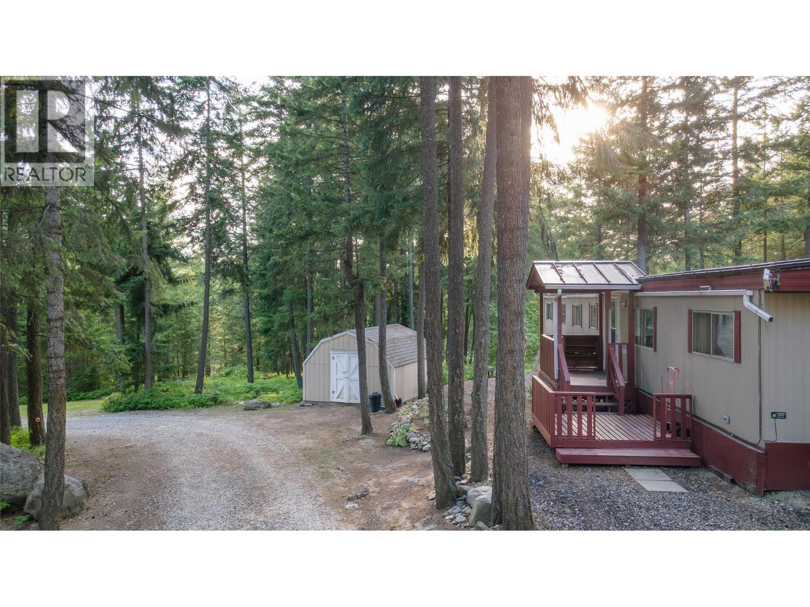 Photo 10 of 3447 Roberge Road, Tappen BC