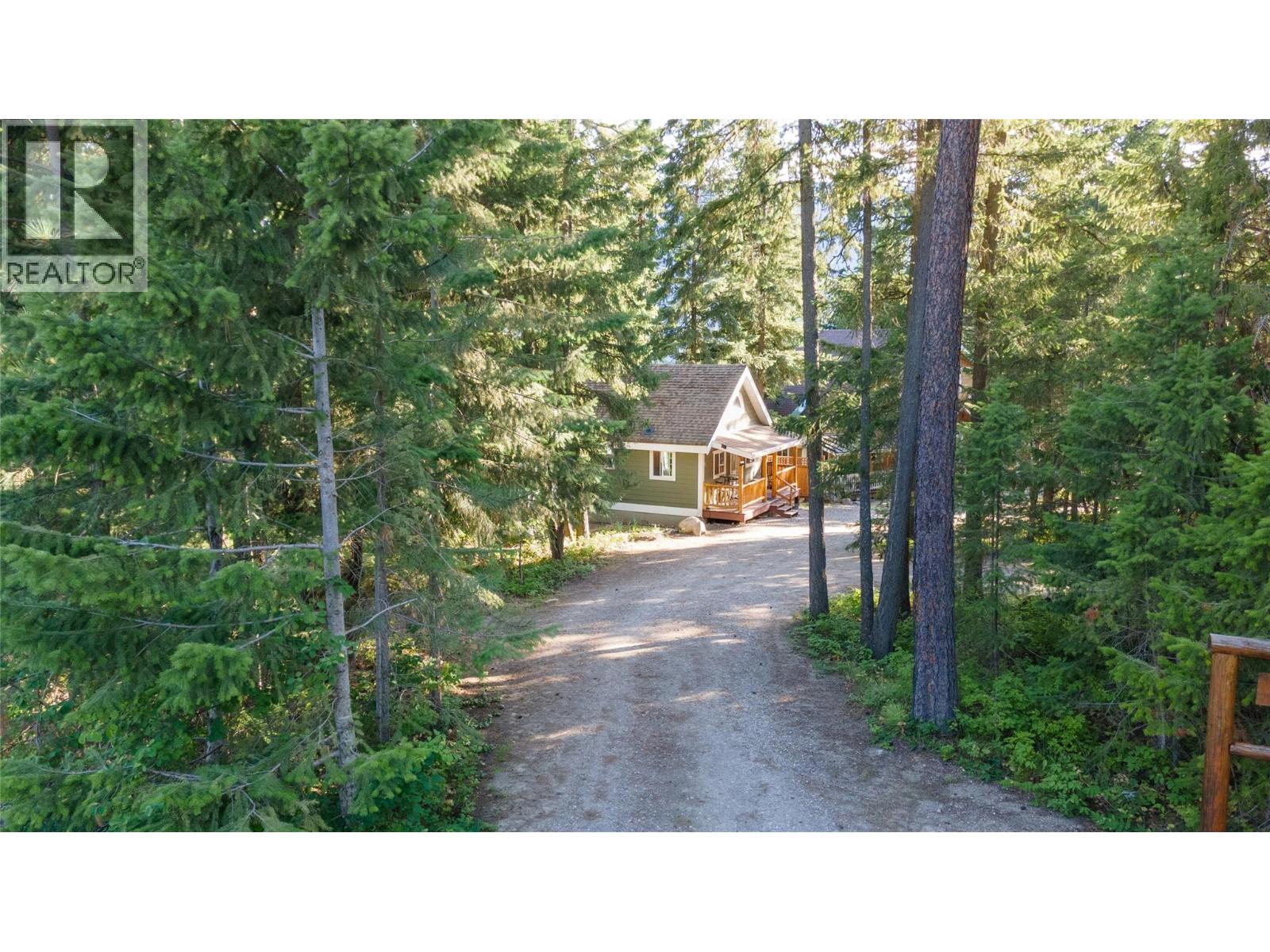 Photo 8 of 3447 Roberge Road, Tappen BC