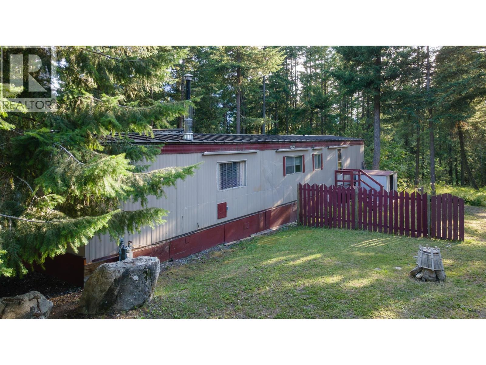 Photo 20 of 3447 Roberge Road, Tappen BC