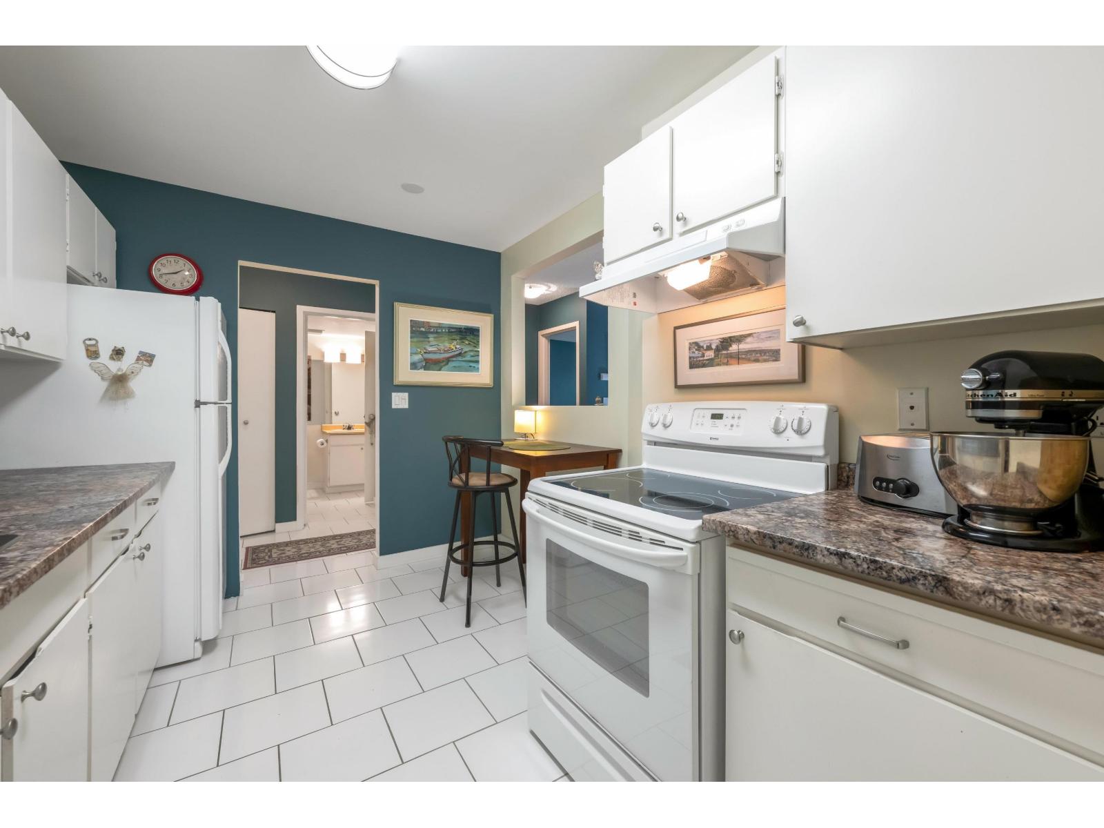Photo 11 of 307 1740 Southmere Crescent, Surrey BC