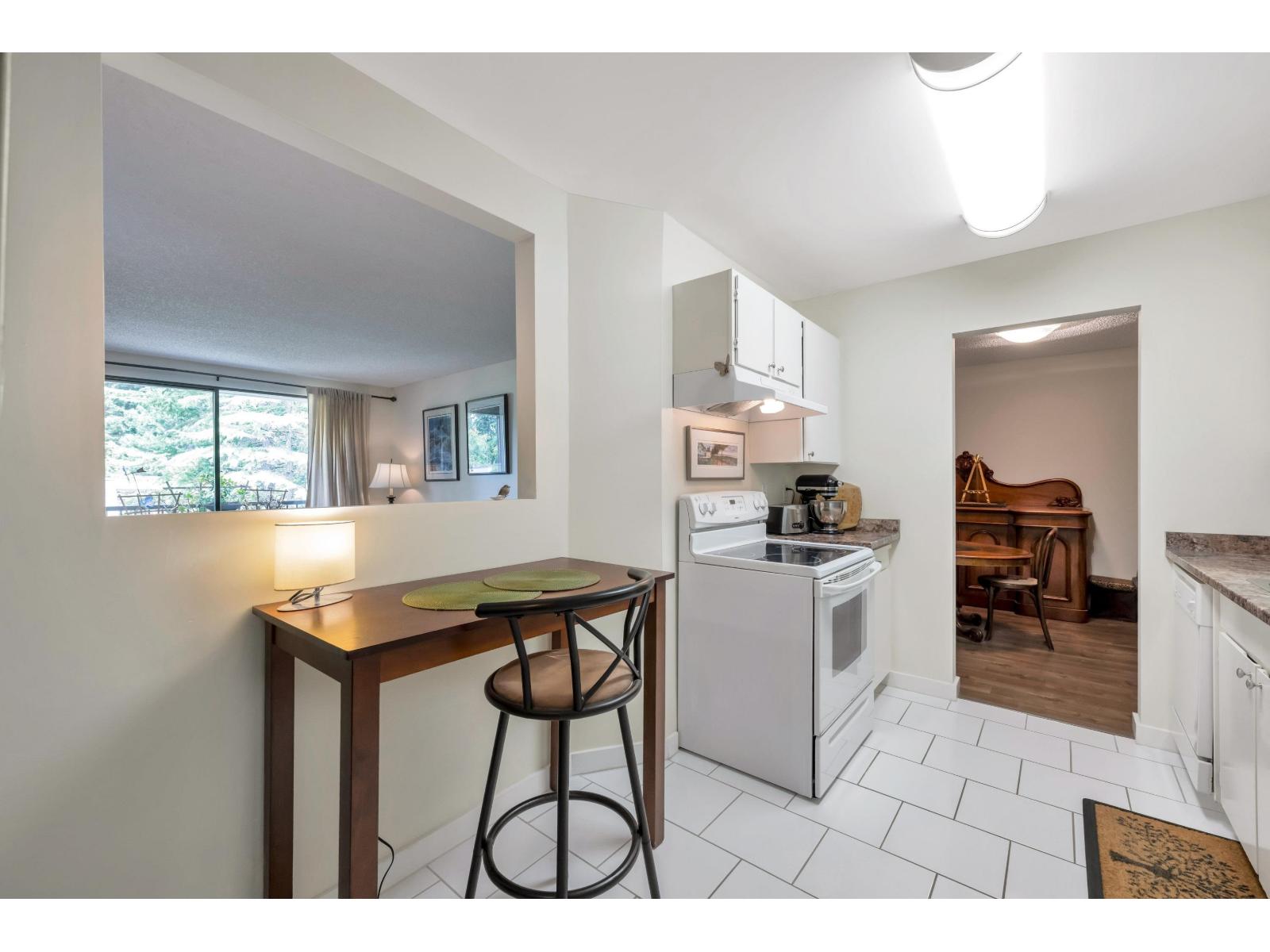 Photo 7 of 307 1740 Southmere Crescent, Surrey BC