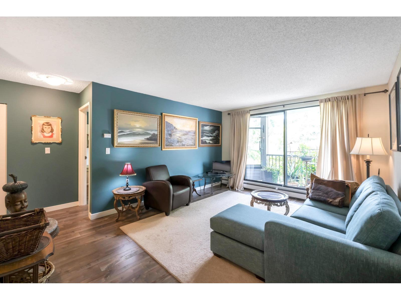 Photo 3 of 307 1740 Southmere Crescent, Surrey BC