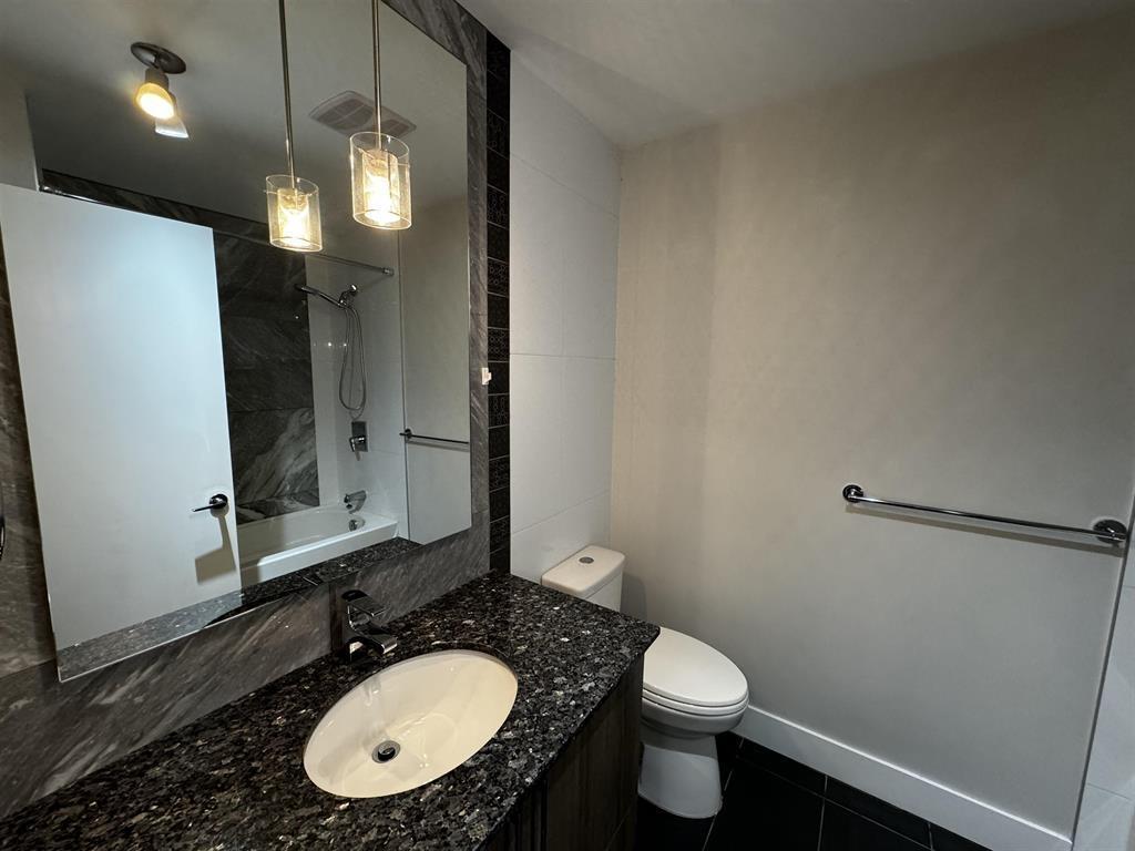 Photo 7 of A 214 20211 66 Avenue, Langley BC