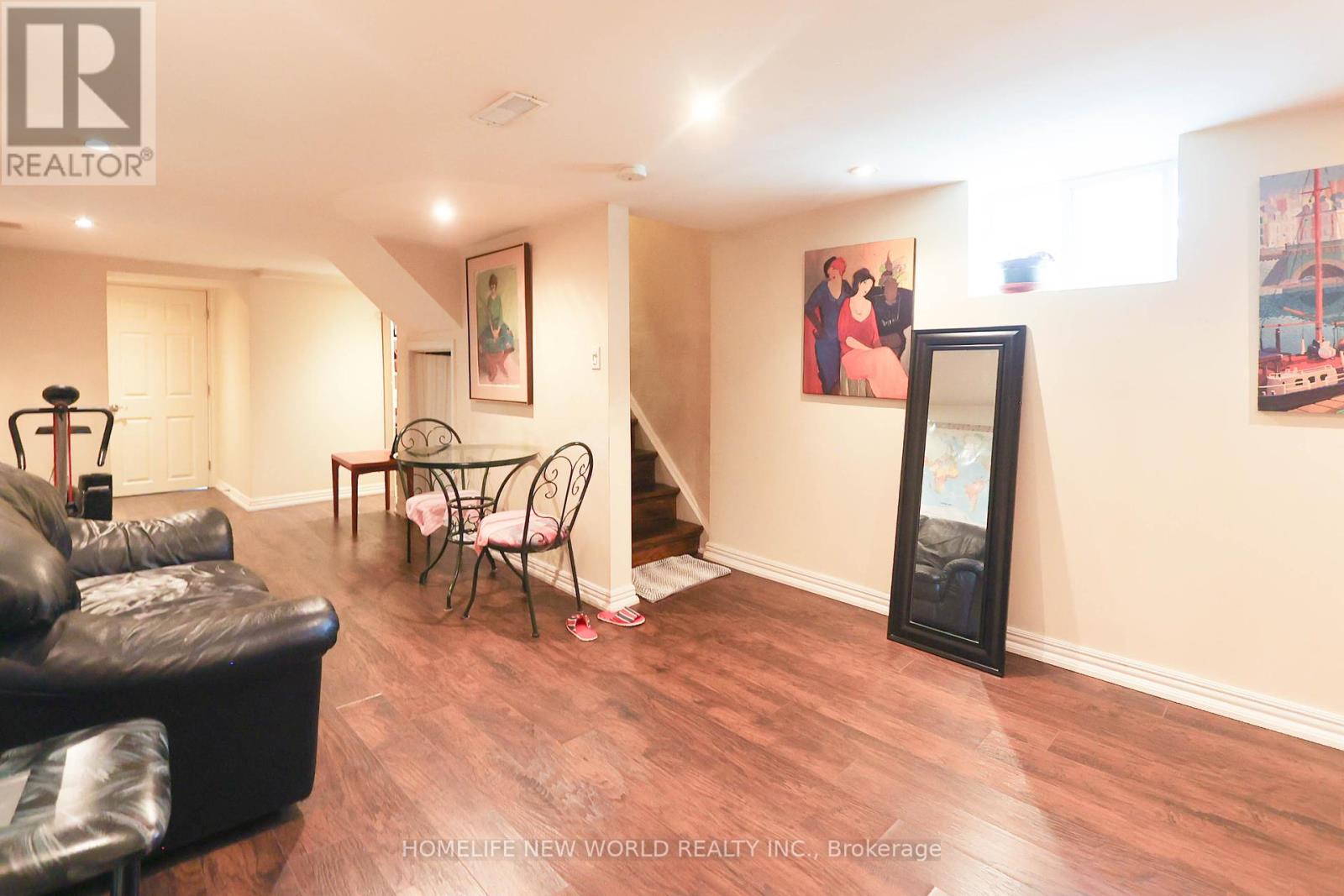 Photo 38 of 34 Greylawn Crescent, Toronto ON