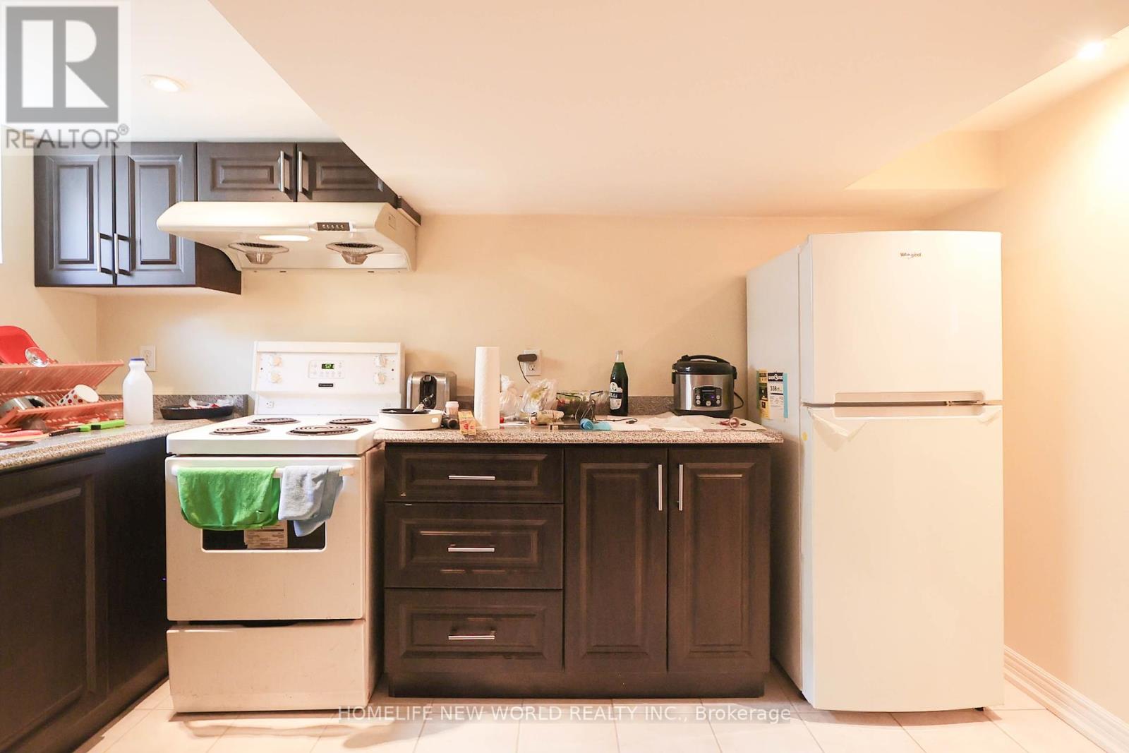 Photo 46 of 34 Greylawn Crescent, Toronto ON