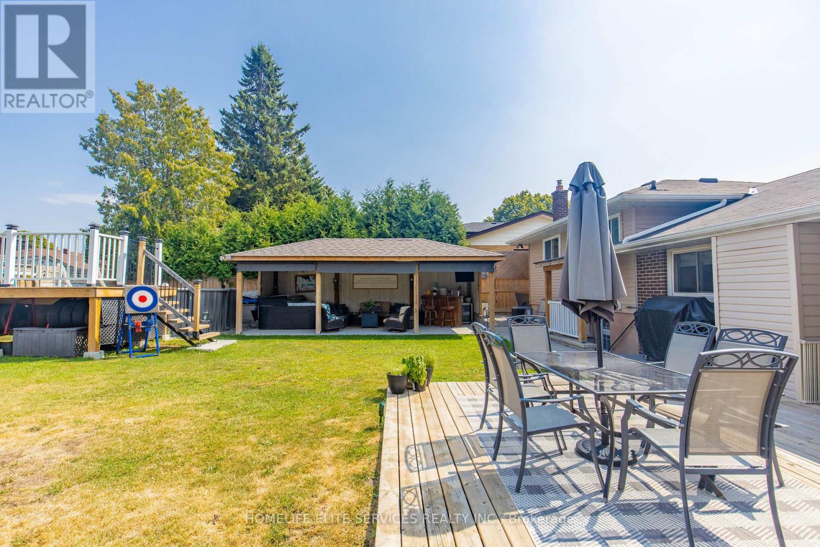 Photo 33 of 323 Central Pk Boulevard N, Oshawa ON